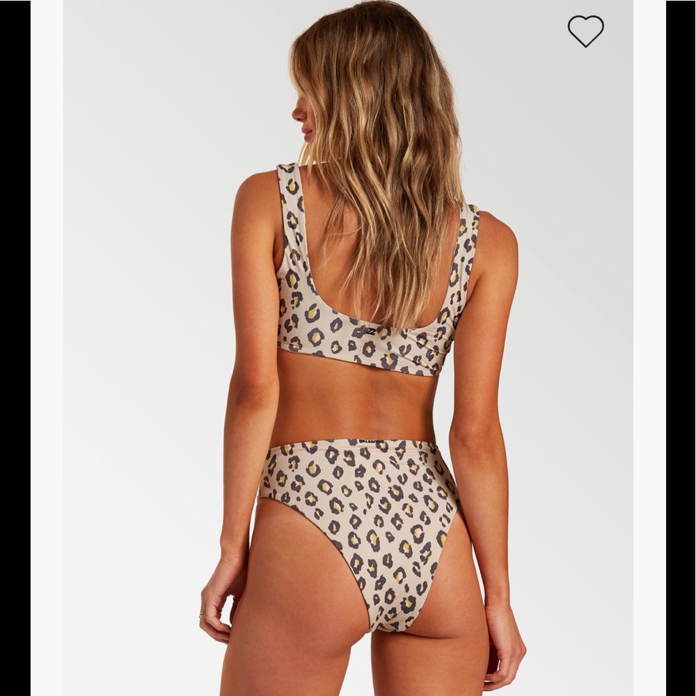 🆕 NWT Billabong Sweet Sands Tank Reversible Bikini Top - Picture 7 of 14